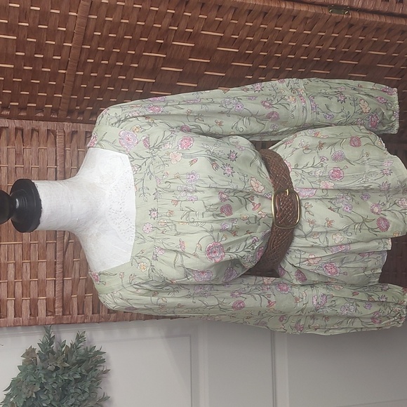 Lauren Conrad Spring Blouse Rayon Medium - Picture 1 of 11